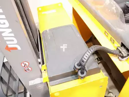 Reach Truck 2019  Jungheinrich ETV 214 MP GE 115-680 DZ Li-Ion (3)