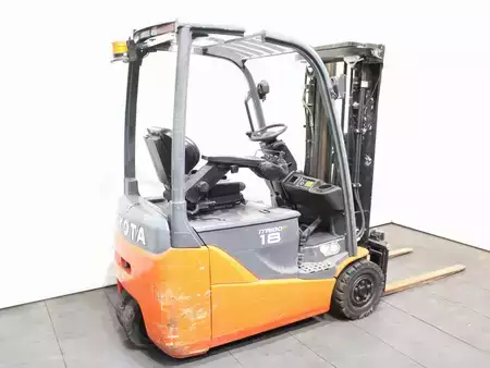 El Truck - 3-hjul 2018  Toyota 8 FBEK 18 T (2)