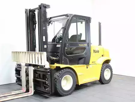 Chariots élévateurs diesel 2018  Yale GP 70 VX  V2740 (1)