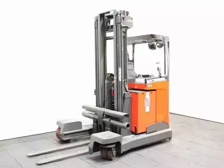 Carretilla retráctil de 4 vías 2023  Linde R 25 F (1)