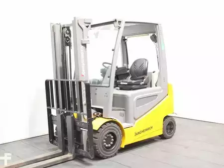 Elektryczne 4-kołowe 2023  Jungheinrich EFG 430k  E GE180-310ZT (1)