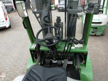 Carrelli elevatori diesel 2012  Artison FD30.48 (7)