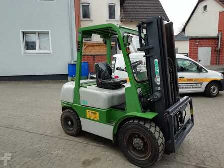 Carrelli elevatori diesel 2012  Artison FD30.48 (8)