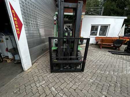 Diesel Forklifts 2013  Artison FD25.48 (3)