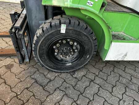 Dieseltrukki 2014 Artison FD25.33 (3)