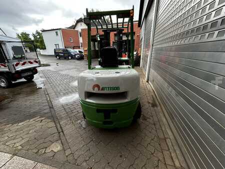 Carrelli elevatori diesel 2014  Artison FD35.48 (6)
