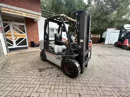 Dieselstapler 2008  Nissan YG1D2A300 (7)