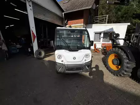 Platform trucks 2018 Goupil G4 Plattform (3)