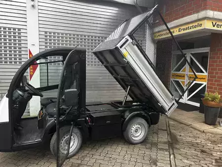 Platform trucks 2014 Mega E-Worker Kipper (1)
