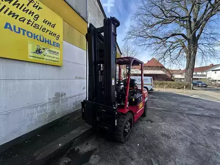 Elektro 4 Rad 2022  EP Equipment EFL352B (2)