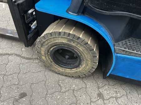 320_E7741-11.jpg?v=1761539136