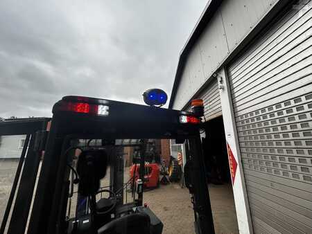 320_E7741-18.jpg?v=1761539136