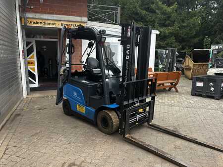 320_E7741-4.jpg?v=1761539136