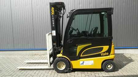 Electric - 4 wheels 2018  Yale ERP25VL (1)