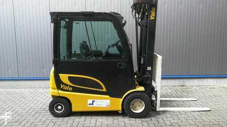 Electric - 4 wheels 2018  Yale ERP25VL (2)