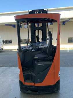 Chariots pour allées étroites 2012 BT VRE150 (4)