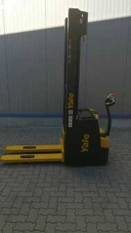 Stacker pedestre 2023  Yale MS16 (1)