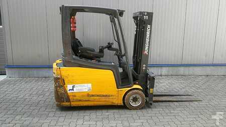 Chariots électriques à 3 roues 2014 Jungheinrich EFG218 (3)