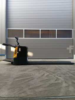 Niederhubwagen 2022  Yale MP25X (4)