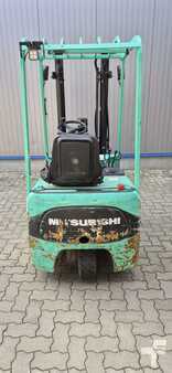 Chariots électriques à 3 roues 2009  Mitsubishi FB12KRT (5)