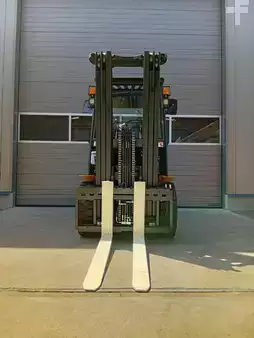 Elektro 4 Rad 2025  Yale ERP3.5MXLG (2)