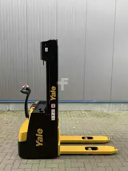 Ruční vysokozdvižný vozík 2026  Yale MS12 (1)