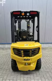 Carretilla elevadora diésel 2026  Yale GDP2.5N (5)