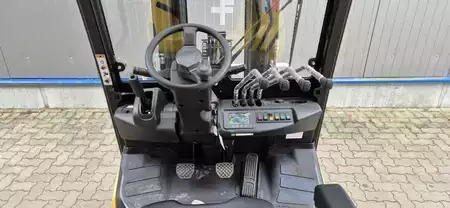 Carretilla elevadora diésel 2026  Yale GDP2.5N (6)