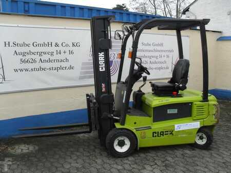 Carrelli elettrici 4 ruote 2016  Clark GEX20s (1)