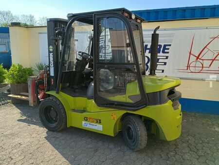 Diesel Forklifts 2024  Clark GTS33D (3)