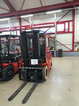 Elektro 4 Rad 2022 EP Equipment EFL252 (2)