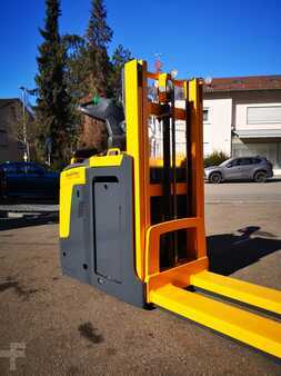 Hochhubwagen 2013 Jungheinrich ERD 220 KLPF (2)