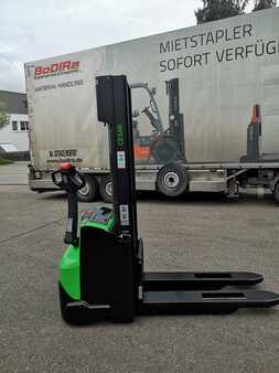 Hochhubwagen 2013 Cesab S210 (1)