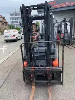 Gázüzemű targoncák 1999 Toyota 42-7FGF15 (3)