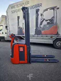 Magasemelésű béka 2007 Linde L14 (1)