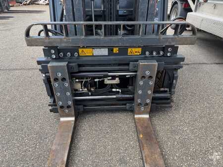 Elektro čtyřkolový VZV 2011  Linde E16P-01 (11)