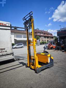 VZV s plošinou pro řidiče 2014  Jungheinrich ERV 308 (3)