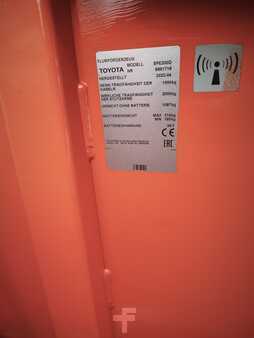 Gerbeurs à conducteur porté debout 2022  Toyota SPE200D (7)