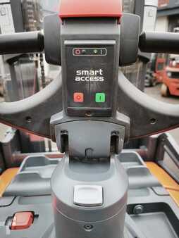 Gerbeurs à conducteur porté debout 2022  Toyota SPE200D (6)