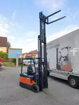 Elektro 3 Rad 2005  Toyota 7FBEF15 (4)