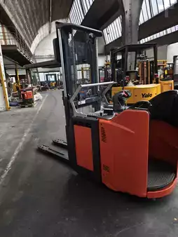 Hochhubwagen 2023  Linde D12 SP (2)