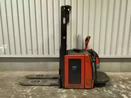 Wózek wysokiego podnoszenia 2018  Linde L14  APi (1)