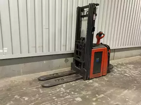 Wózek wysokiego podnoszenia 2018  Linde L14  APi (3)