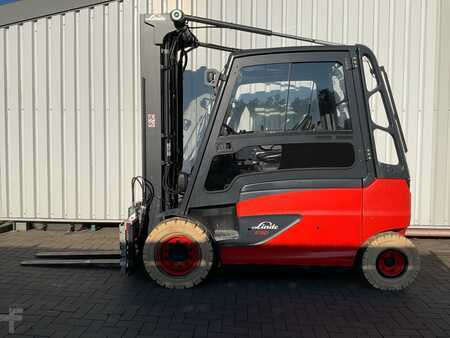 Elektro 4 Rad 2020  Linde E50HL BR388 (1)