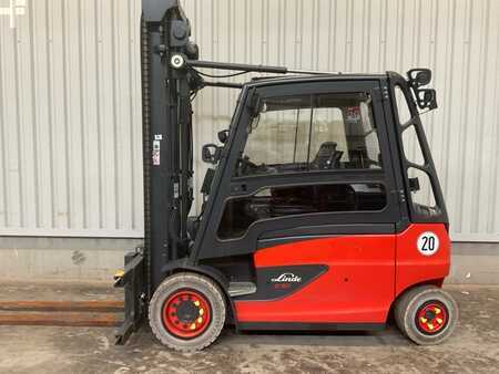 Elektro čtyřkolový VZV 2020  Linde E50 BR388 (1)