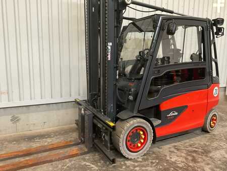 Elektro čtyřkolový VZV 2020  Linde E50 BR388 (2)