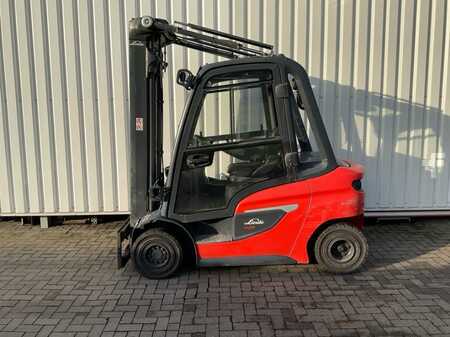 Dízel targoncák 2020  Linde H25D BR1202 (1)