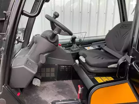 Verreikers (vast) 2022  JCB 30G4x4 (4)