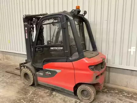 Elektromos 4 kerekű 2024  Linde E35L-01 BR1252 (3)