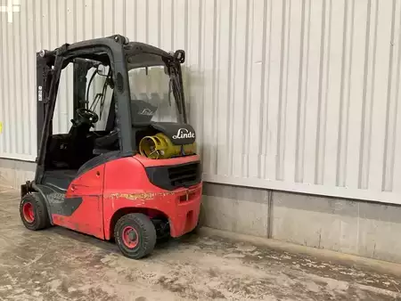 LPG VZV 2021  Linde H18T BR391 (3)